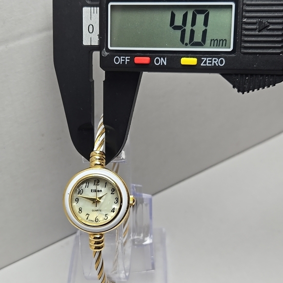 Womens Eikon CB-01 White Enamel Gold Tone Wire Cuff Watch New Battery Bangle - Picture 5 of 10